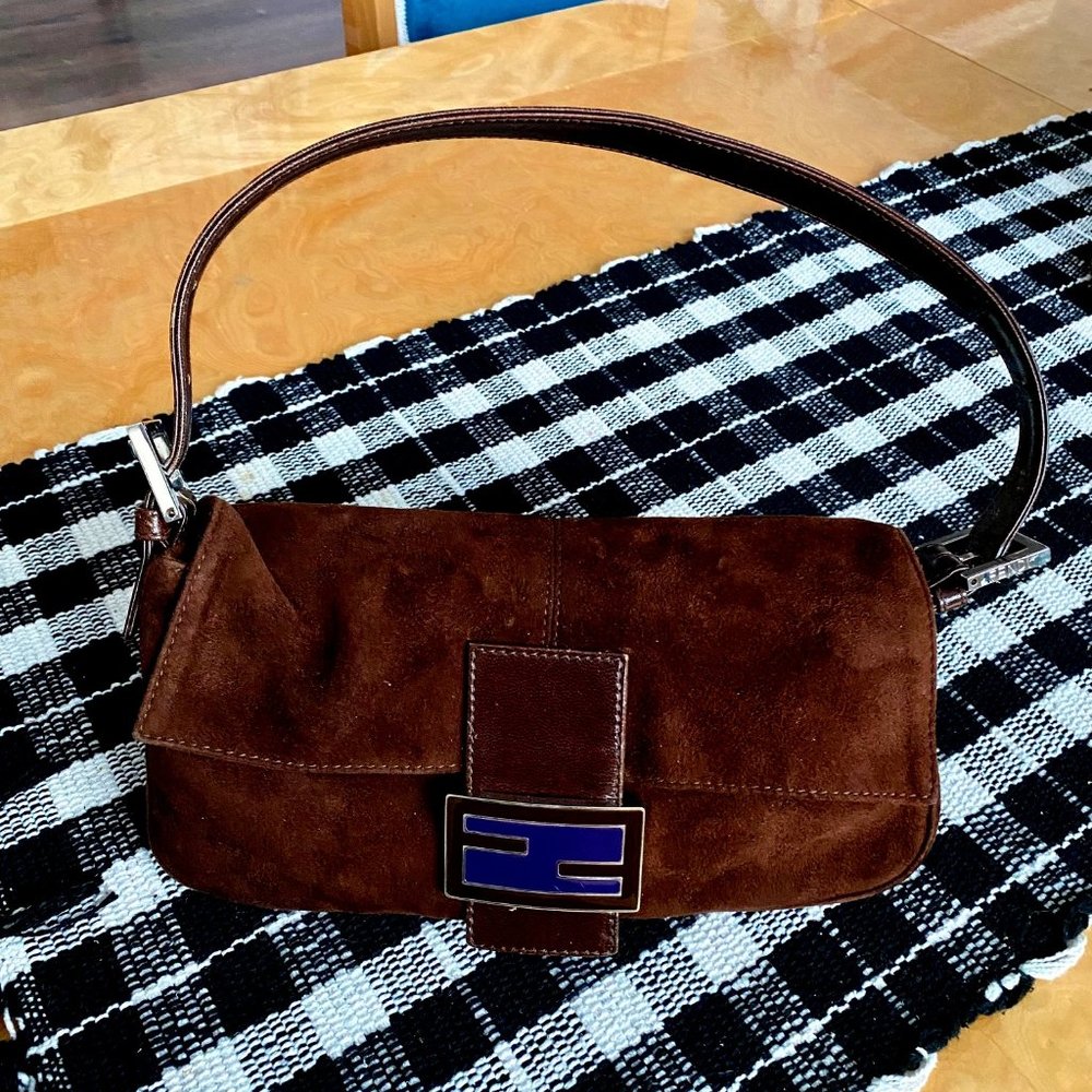 ** SOLD** Fendi Baguette